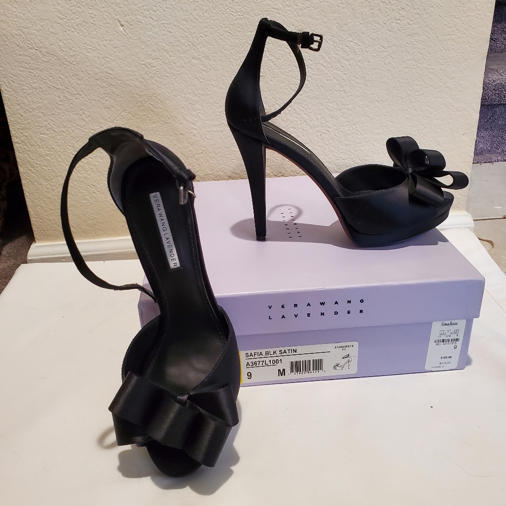 Vera Wang Lavender Black Satin Safia Platform Heels, Sz 9M